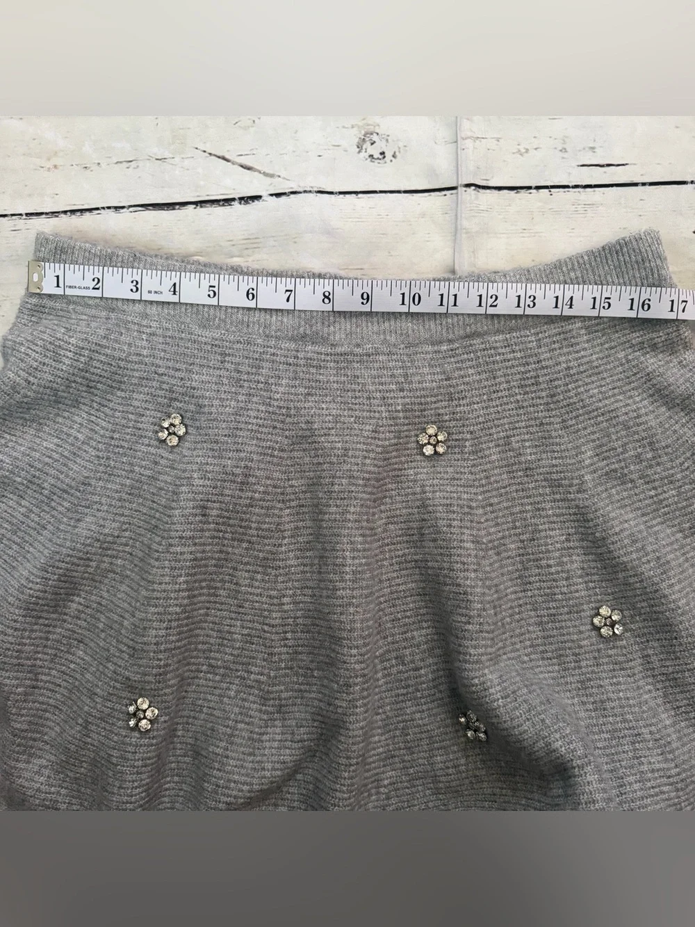 Embellished Light Gray A-Line Knit Skirt